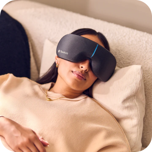 https://cdn.shopify.com/s/files/1/0678/8641/6131/files/Elite-Recovery-Bundle-Theragun-PRO-Plus-Therabody-Lounger-Rivete-38620178972931.png?v=1748999920