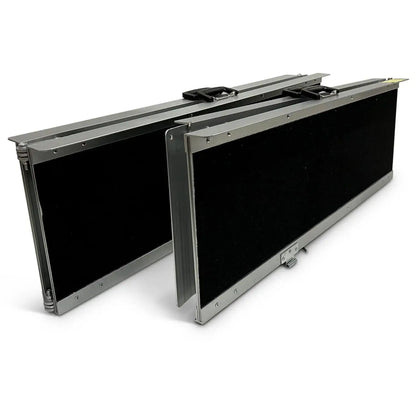 https://cdn.shopify.com/s/files/1/0678/8641/6131/files/ComfyGo-7ft-Suitcase-Ramp-Portable-Non-Slip-Mobility-Ramp-for-SUVs-Vehicles-Rivete-37212652142851.webp?v=1750814872