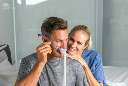 https://cdn.shopify.com/s/files/1/0318/9771/4819/files/Couple-Using-AirFit-P10-CPAP-Mask.webp?v=1745354187