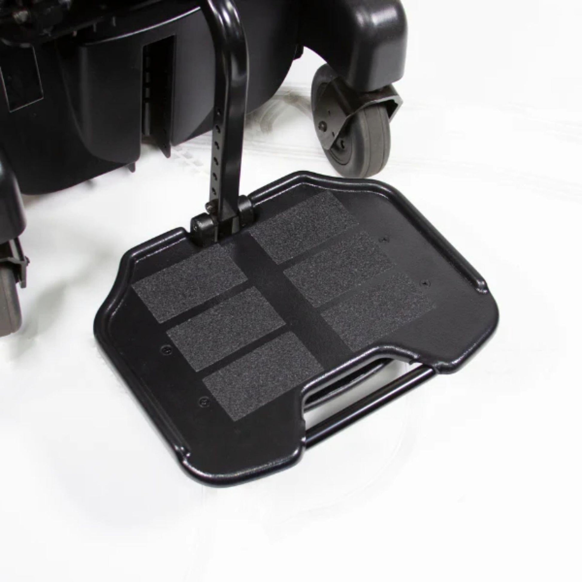 https://cdn.shopify.com/s/files/1/0678/8641/6131/files/Shoprider-Smartie-Power-Wheelchair-Compact-Lightweight-Stylish-Rivete-38319517237507.jpg?v=1750815308