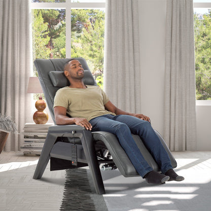 https://cdn.shopify.com/s/files/1/0672/3167/8641/files/gravis-zg-chair-5048249.jpg?v=1760472287