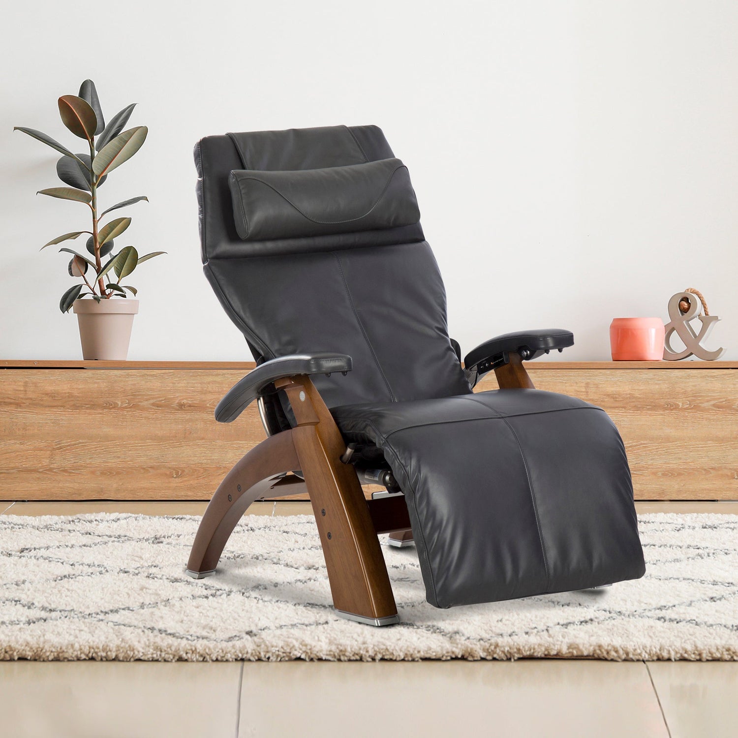 https://cdn.shopify.com/s/files/1/0672/3167/8641/files/perfect-chair-pc-610-omni-motion-classic-2704030.jpg?v=1760472286