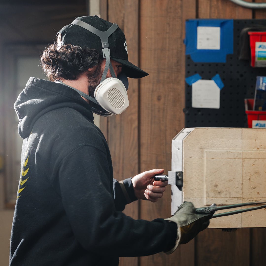 https://cdn.shopify.com/s/files/1/0128/4037/0235/files/t-61-half-face-respirator-with-a2p3-r-dualguard-combination-cartridgerespiratorsparcil-safetyparcil-safetyt-61-4851723.jpg?v=1774102868